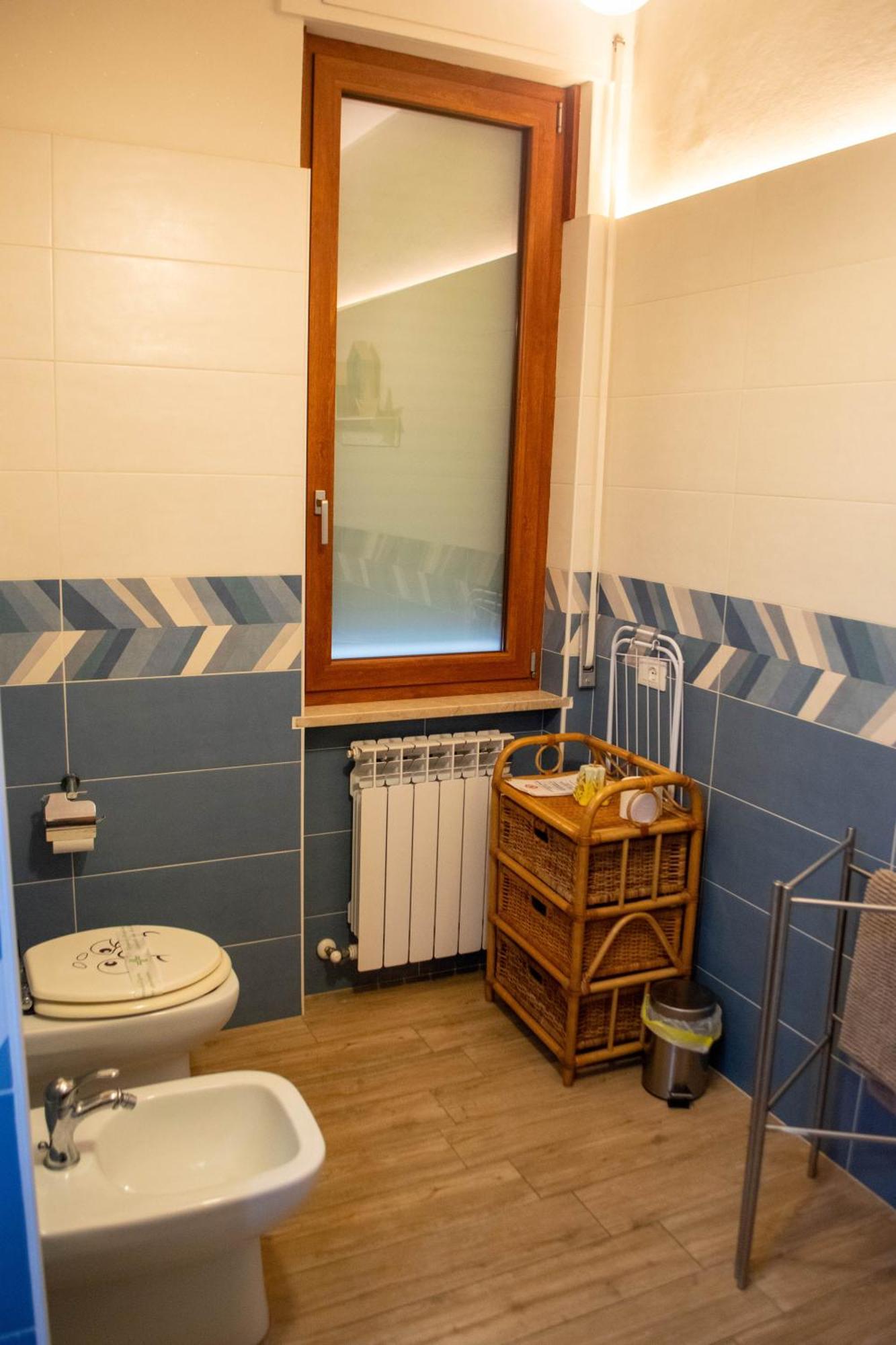 Bed and Breakfast Emmanueli65 Fronte Clinica Per 4 Matrimoniale E Castello Пьяченца Экстерьер фото